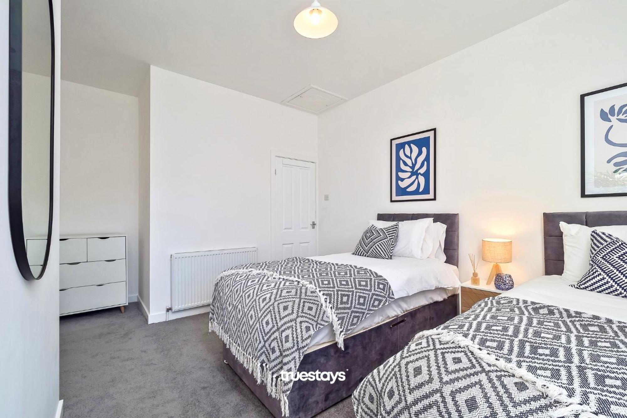 Nursery House By Truestays - 3 Bedroom House In Stoke-On-Trent 외부 사진